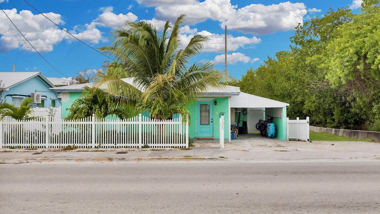 2625 Flagler Avenue - Photo 1