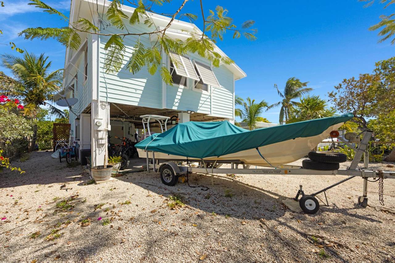 https://bt-photos.global.ssl.fastly.net/flkeys/1280_boomver_1_619278-2.jpg