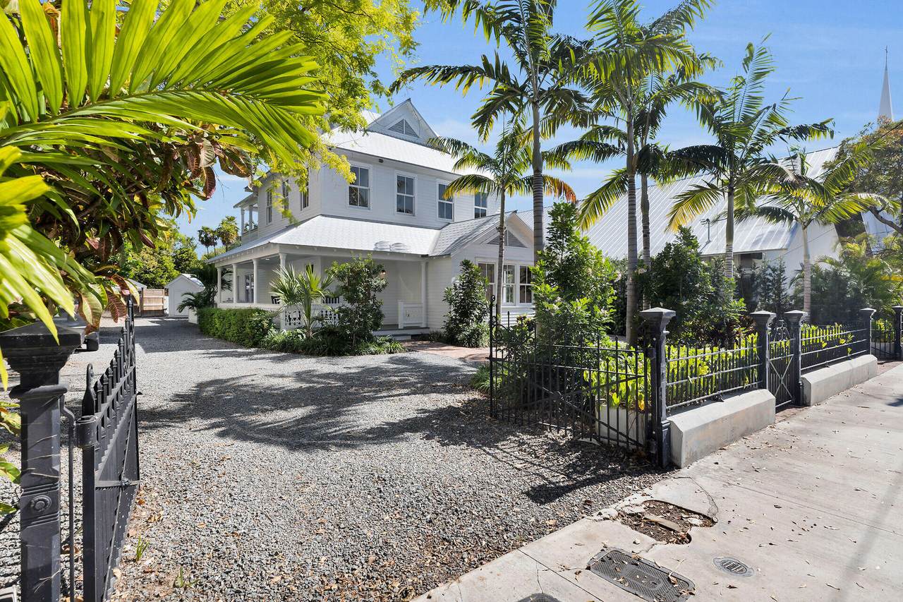 616 Eaton Street - Photo 1