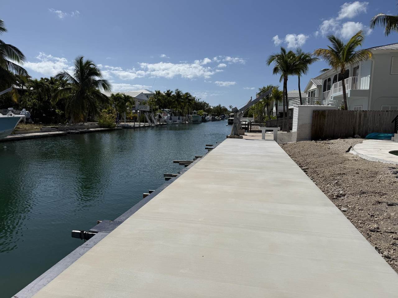 https://bt-photos.global.ssl.fastly.net/flkeys/1280_boomver_1_619294-2.jpg