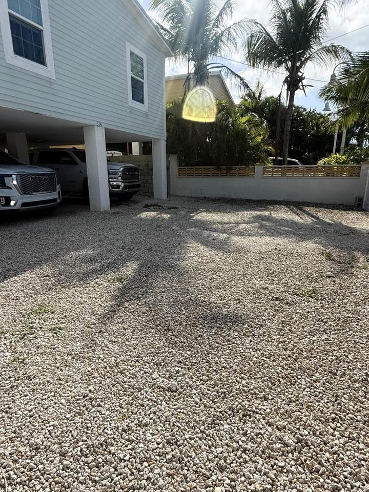 https://bt-photos.global.ssl.fastly.net/flkeys/1280_boomver_1_619304-2.jpg