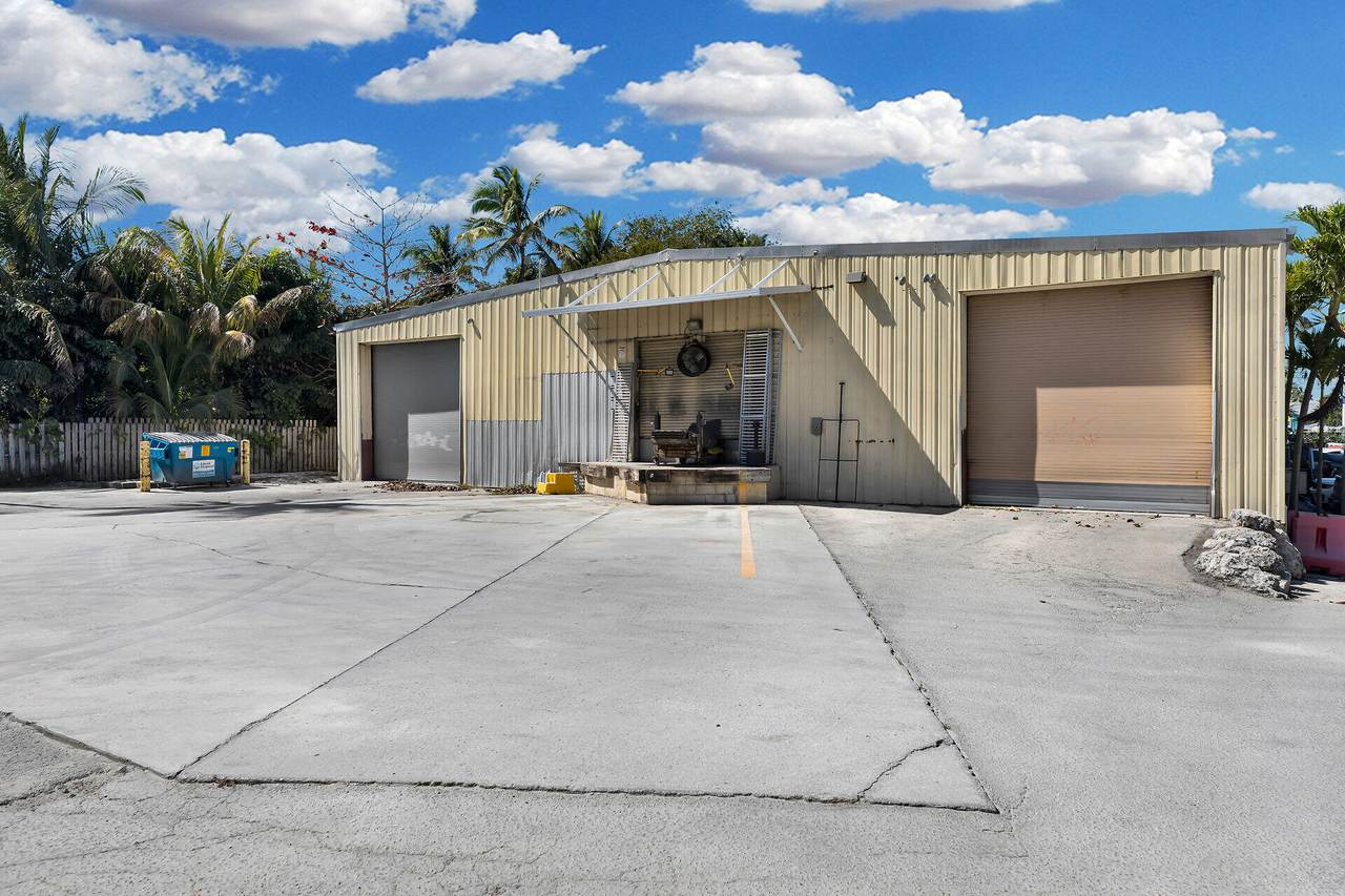 210 Industrial Drive - Photo 1