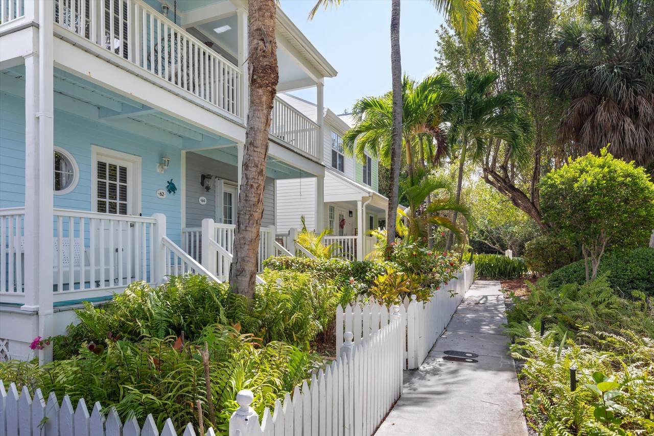 https://bt-photos.global.ssl.fastly.net/flkeys/1280_boomver_1_619372-2.jpg