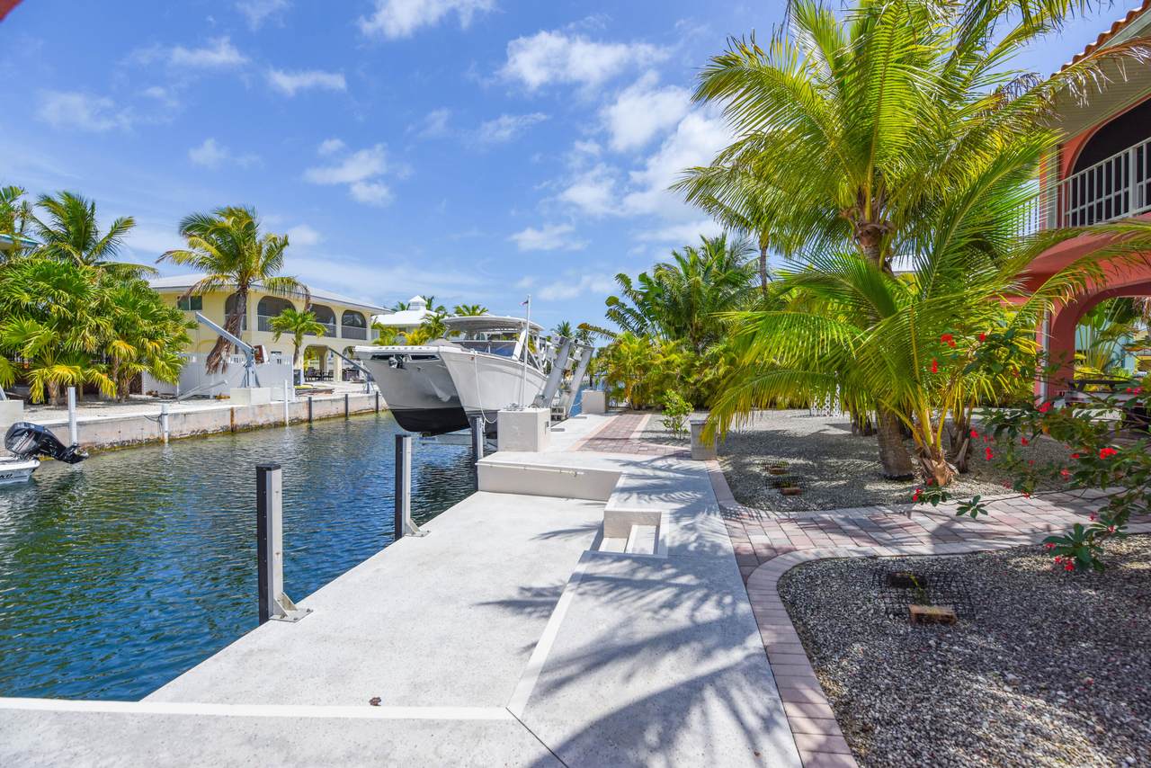 https://bt-photos.global.ssl.fastly.net/flkeys/1280_boomver_1_619377-2.jpg