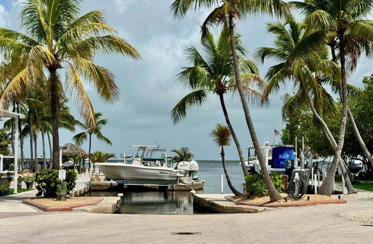 https://bt-photos.global.ssl.fastly.net/flkeys/1280_boomver_1_619449-2.jpg