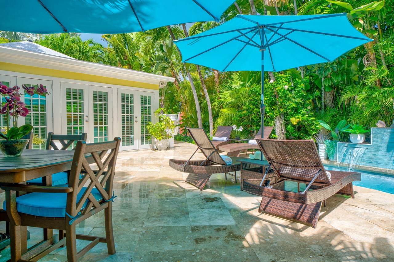 https://bt-photos.global.ssl.fastly.net/flkeys/1280_boomver_1_619469-2.jpg