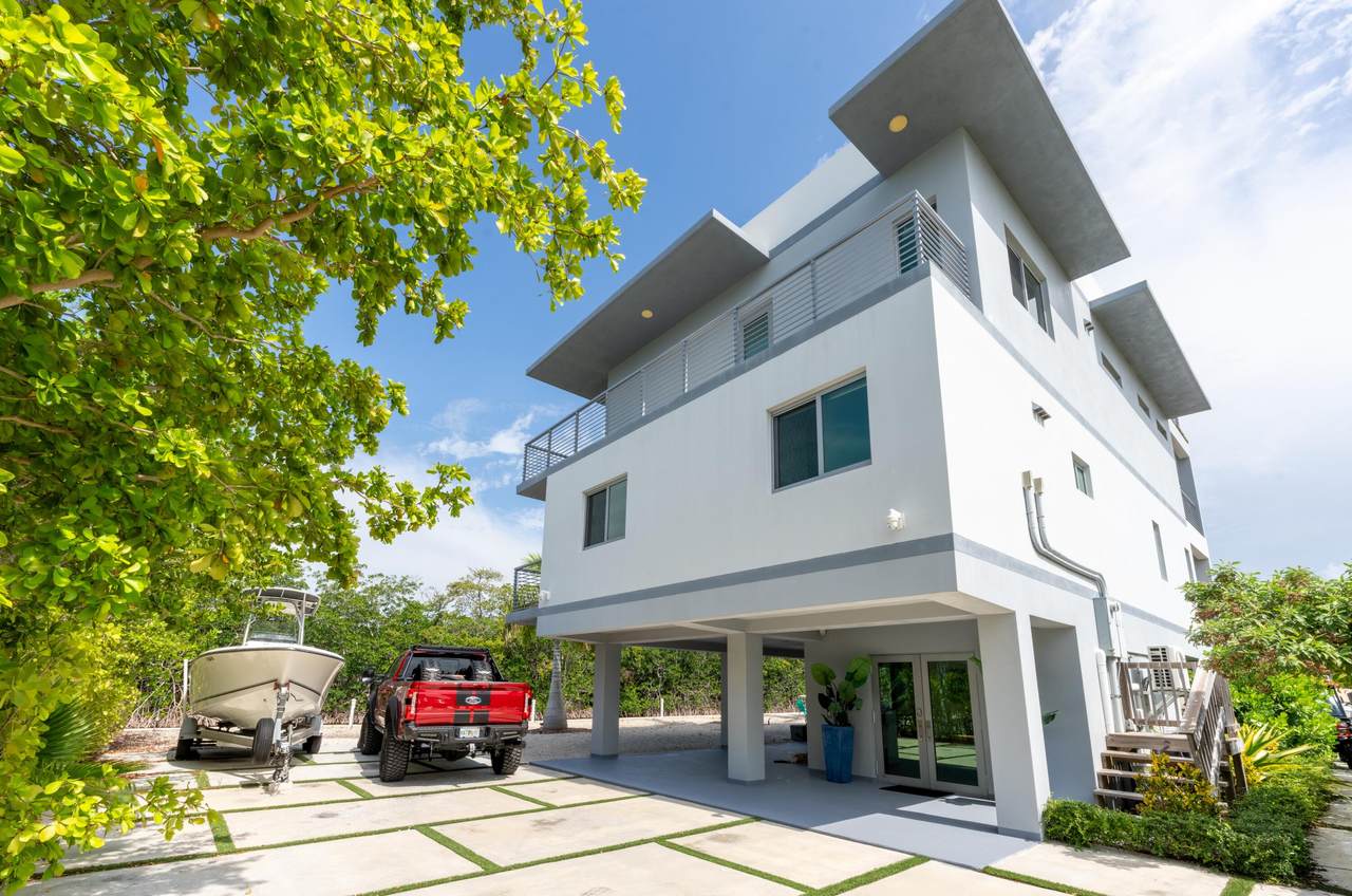 475 Bahia Honda Road - Photo 1
