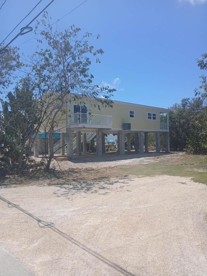 https://bt-photos.global.ssl.fastly.net/flkeys/1280_boomver_1_619506-2.jpg