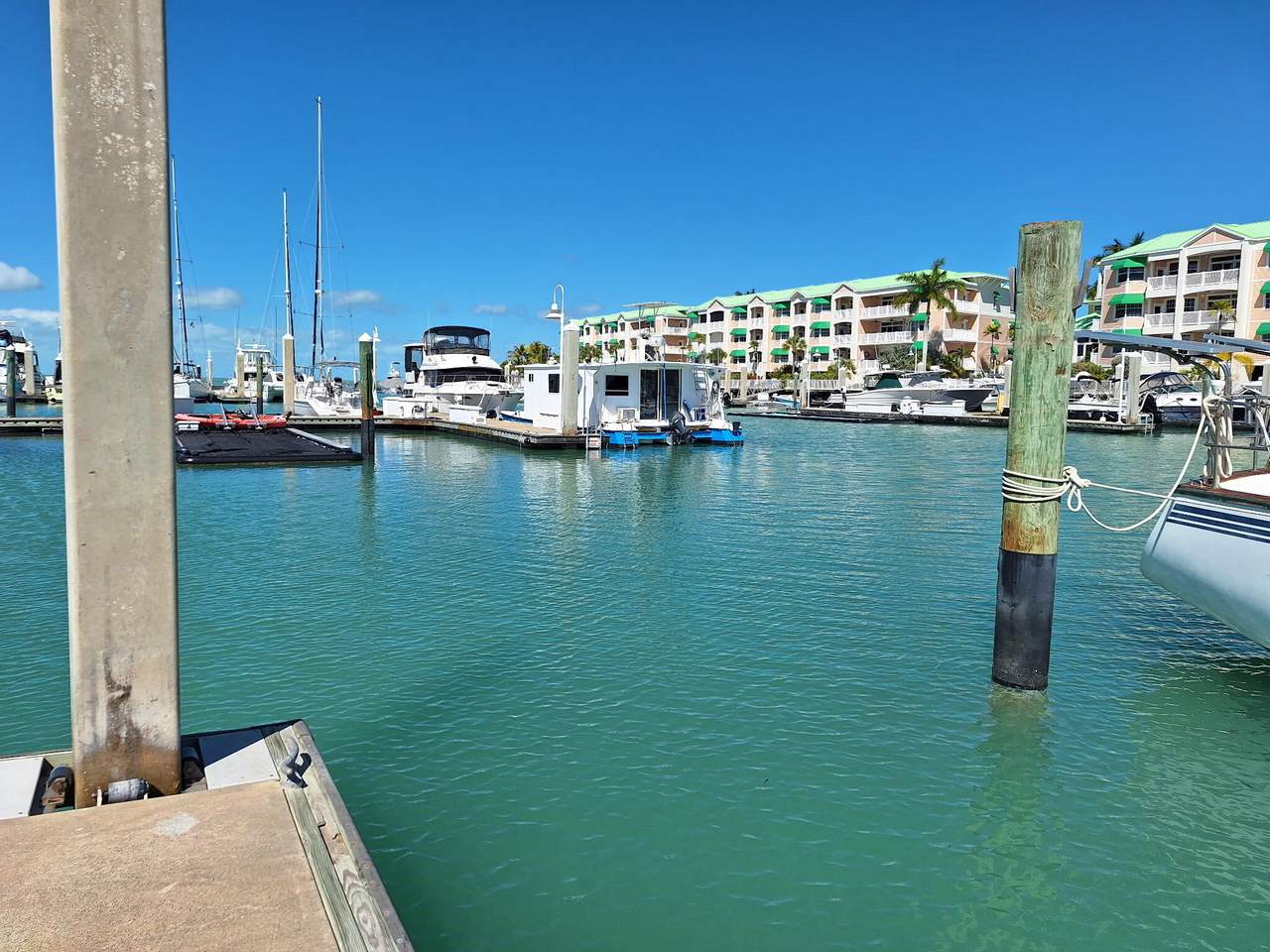 https://bt-photos.global.ssl.fastly.net/flkeys/1280_boomver_1_619583-2.jpg