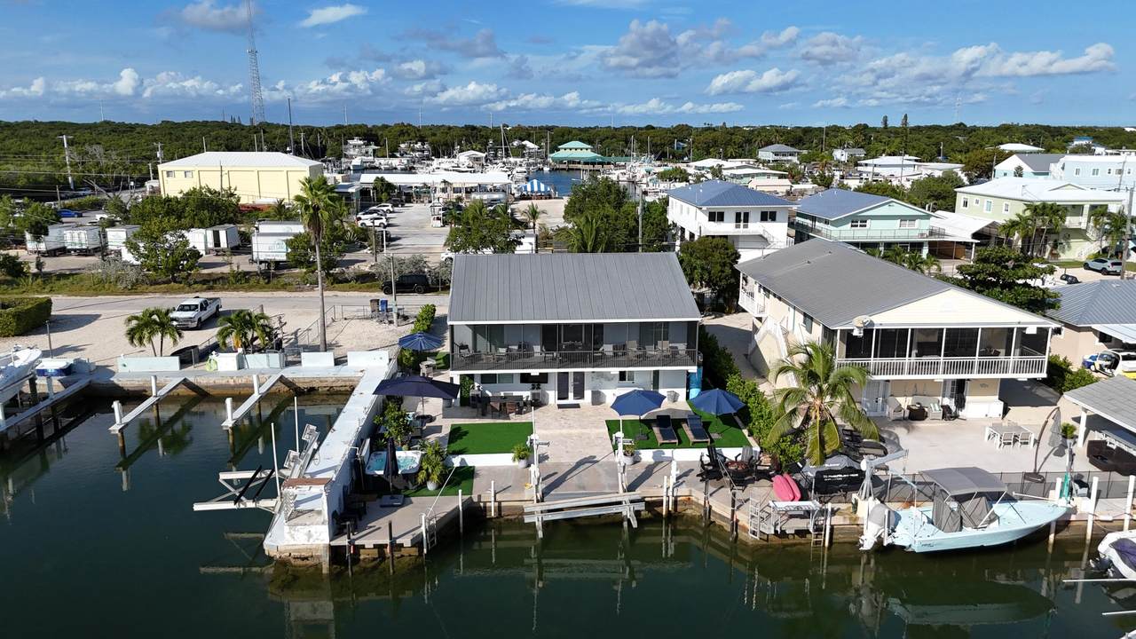 https://bt-photos.global.ssl.fastly.net/flkeys/1280_boomver_1_619587-2.jpg