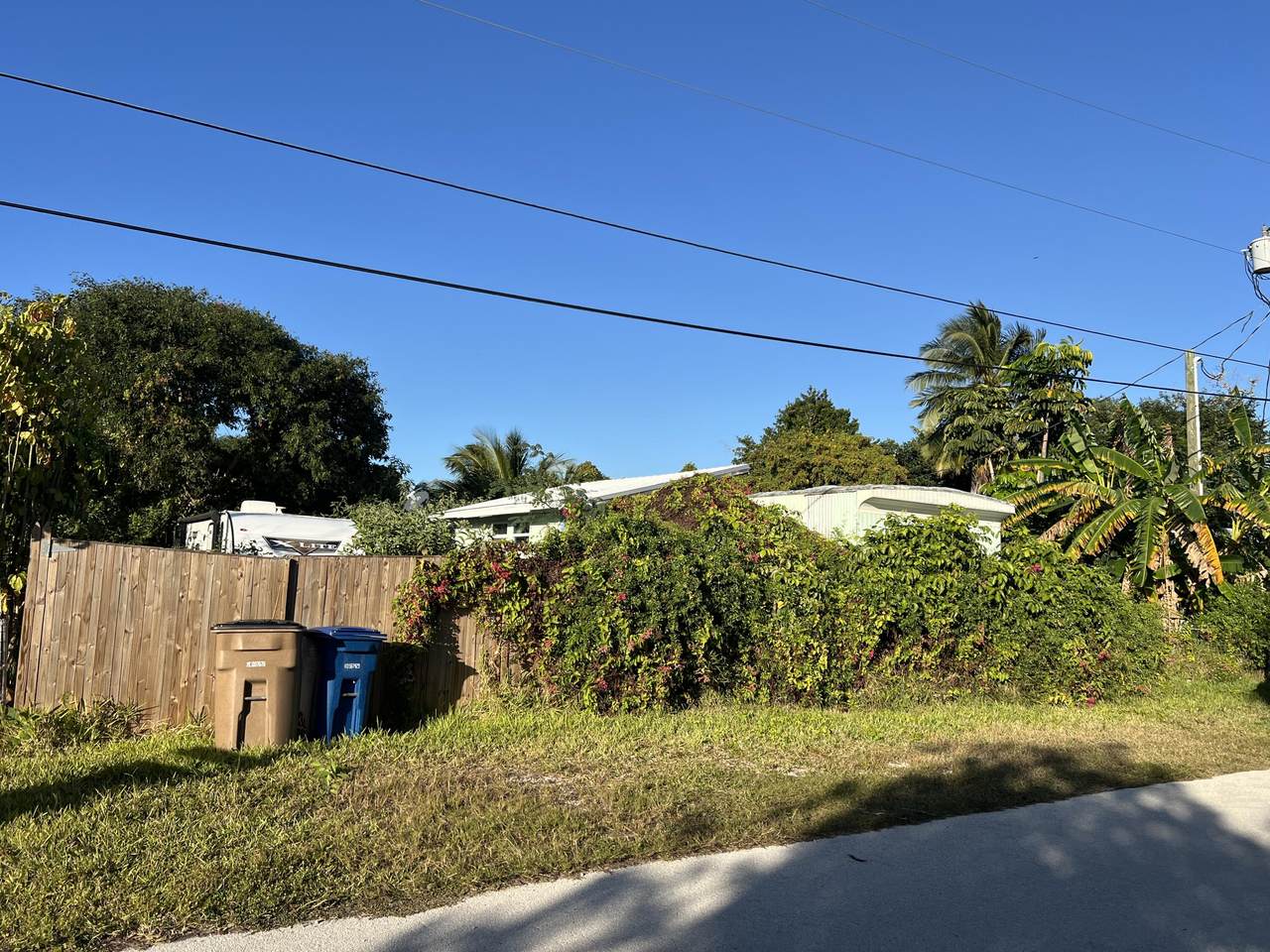 https://bt-photos.global.ssl.fastly.net/flkeys/1280_boomver_1_619600-2.jpg
