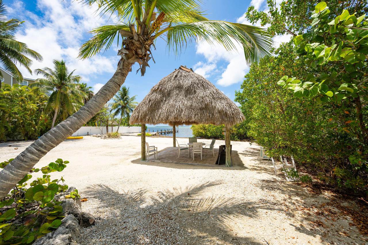 21640 Overseas Highway - Photo 1