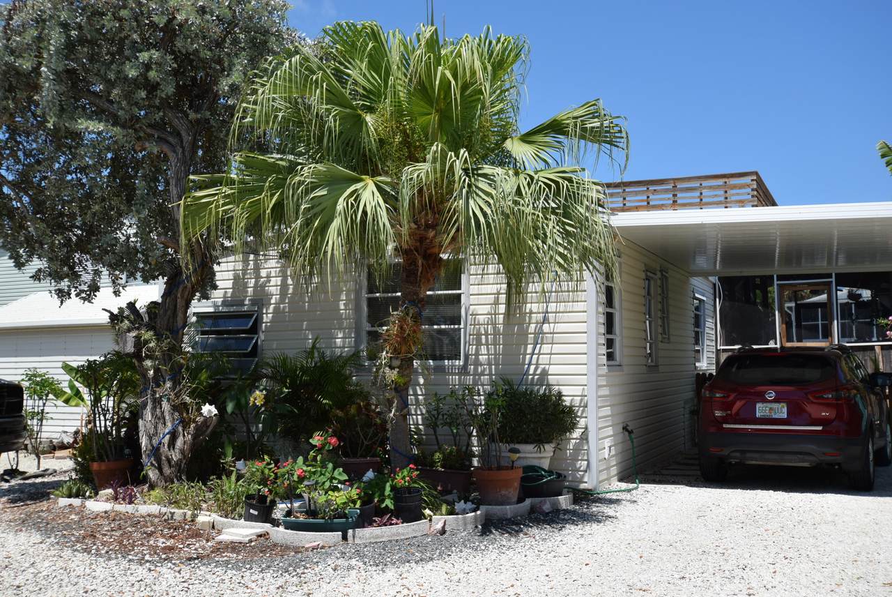 84 Sirius Lane - Photo 1