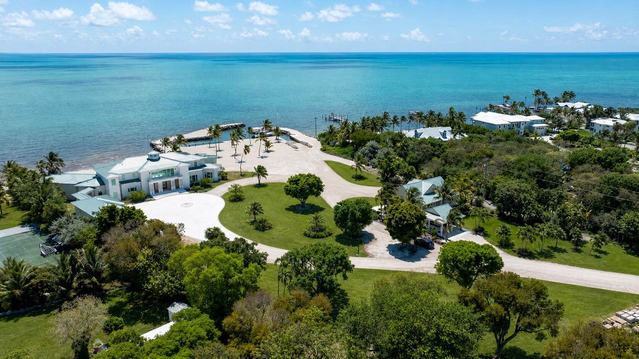 https://bt-photos.global.ssl.fastly.net/flkeys/1280_boomver_1_619826-2.jpg