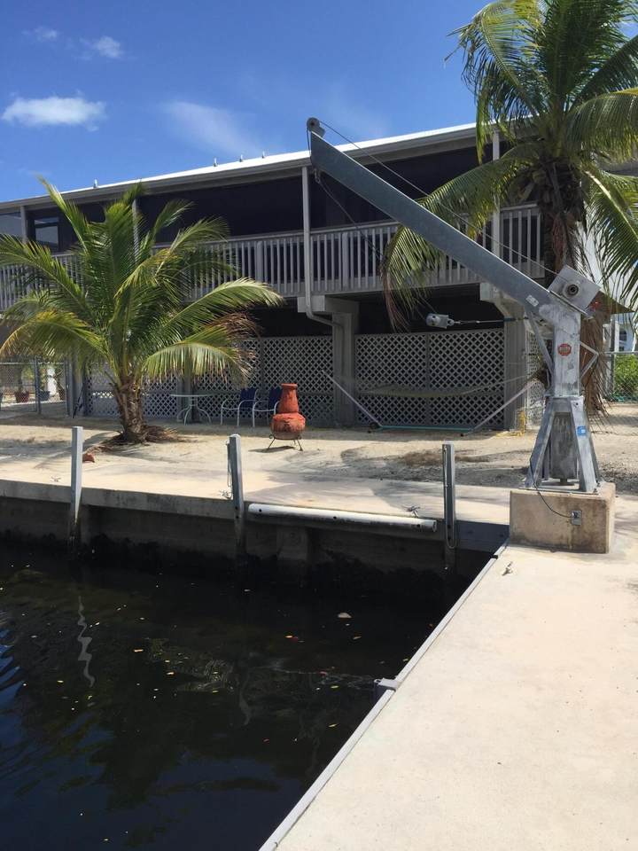 https://bt-photos.global.ssl.fastly.net/flkeys/1280_boomver_1_619838-2.jpg