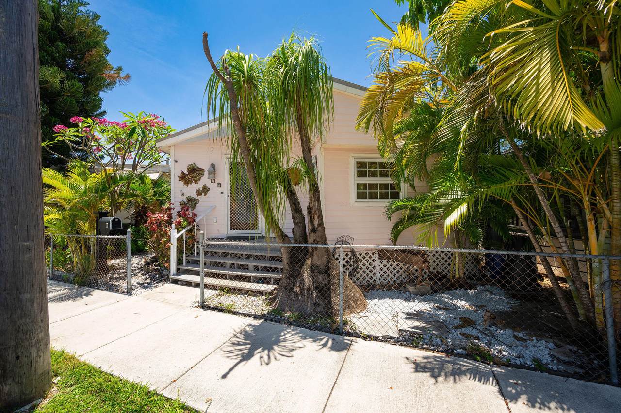 6800 Maloney Avenue - Photo 1