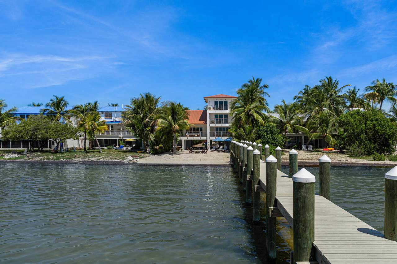 https://bt-photos.global.ssl.fastly.net/flkeys/1280_boomver_1_619913-2.jpg