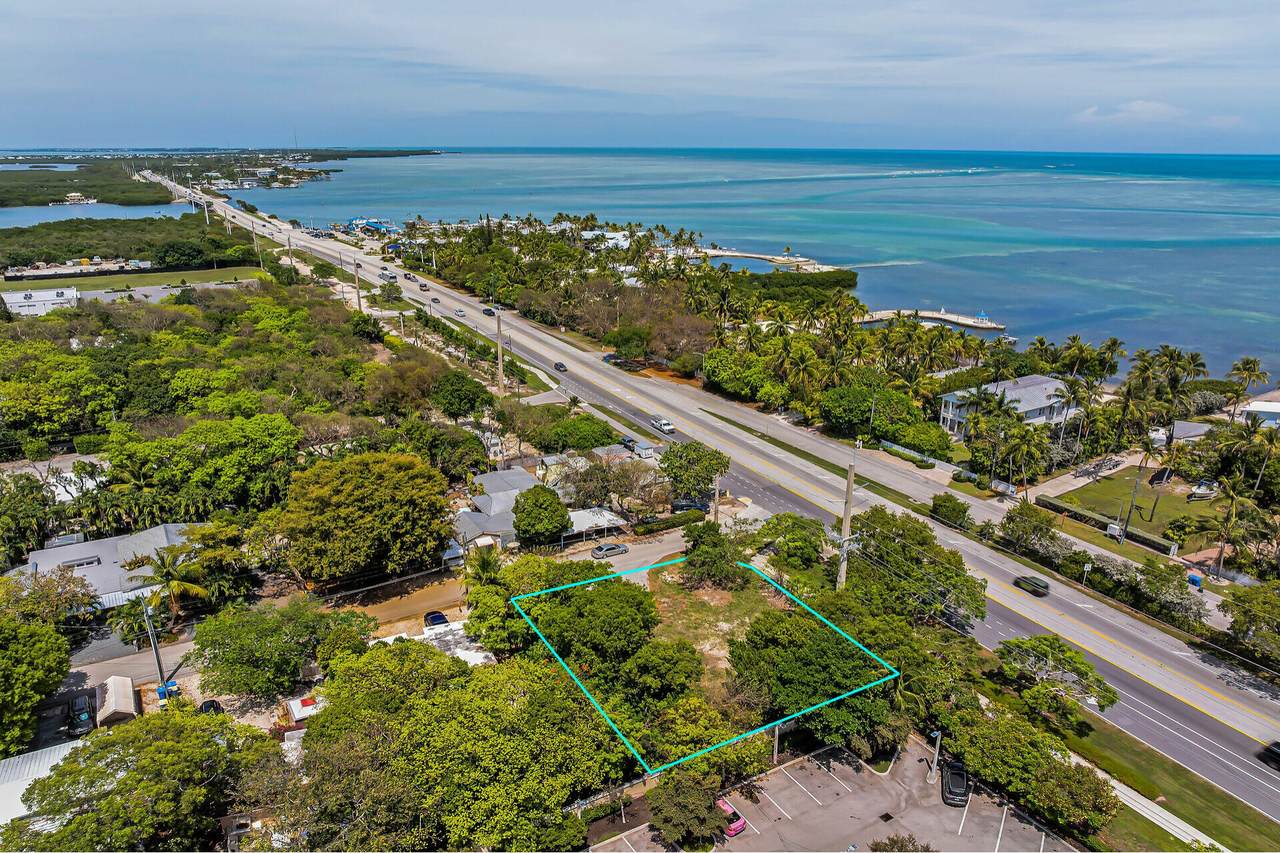 https://bt-photos.global.ssl.fastly.net/flkeys/1280_boomver_1_619916-2.jpg