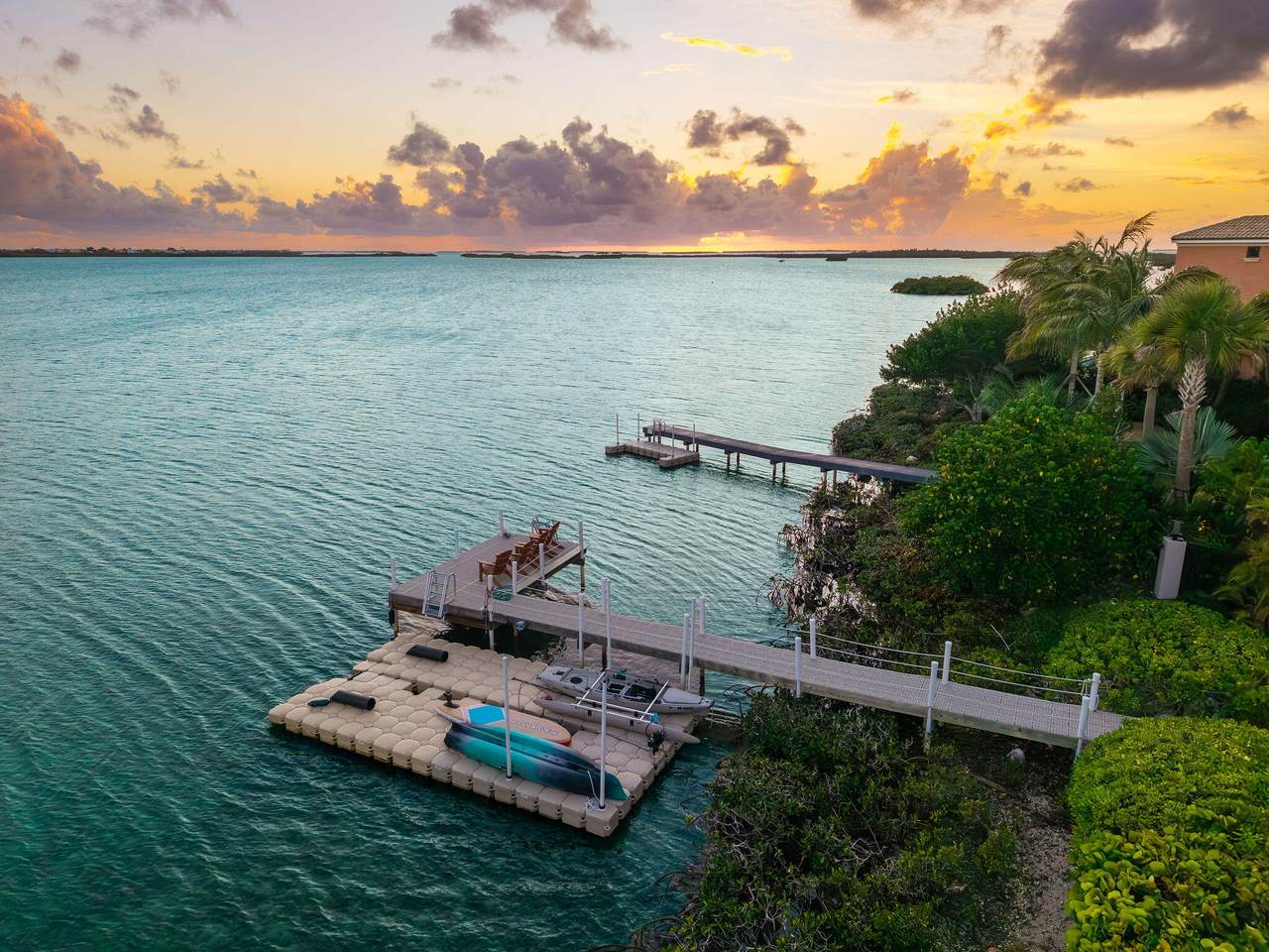 https://bt-photos.global.ssl.fastly.net/flkeys/1280_boomver_1_619993-2.jpg