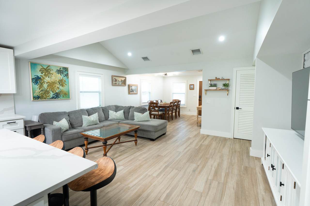 2116 Fogarty Avenue - Photo 1