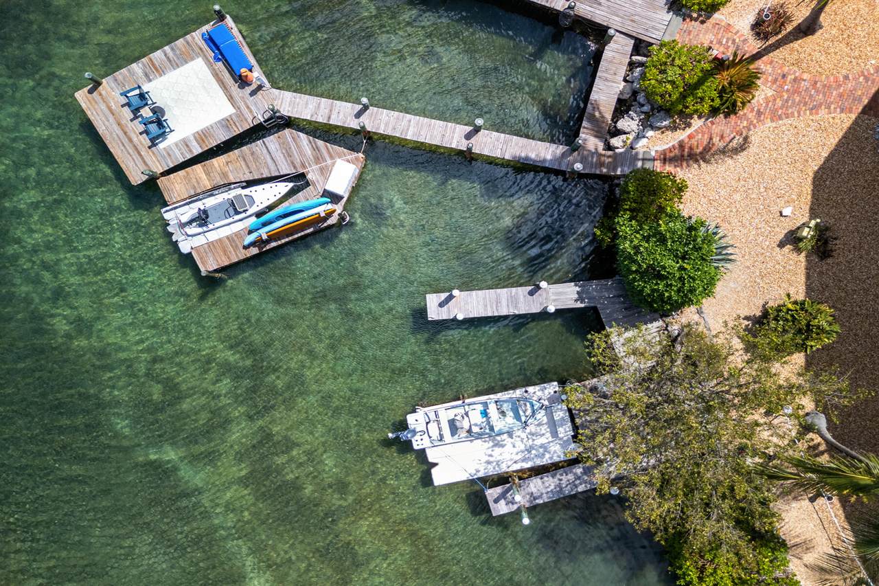 https://bt-photos.global.ssl.fastly.net/flkeys/1280_boomver_1_620045-2.jpg