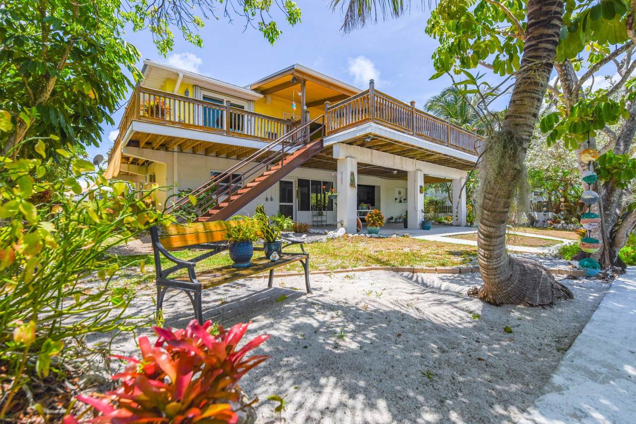 24 Tamarind Drive - Photo 1