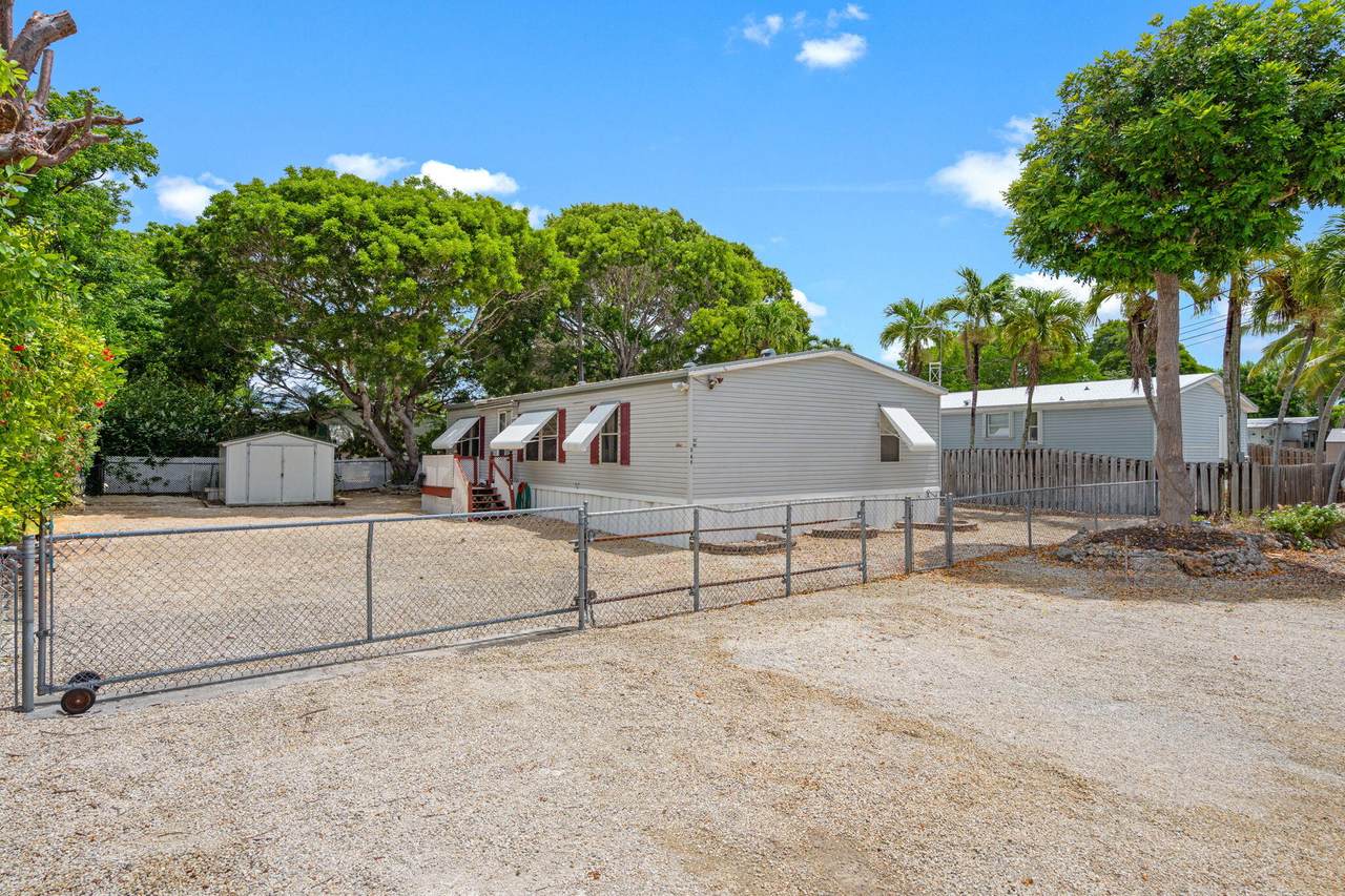 https://bt-photos.global.ssl.fastly.net/flkeys/1280_boomver_1_620068-2.jpg