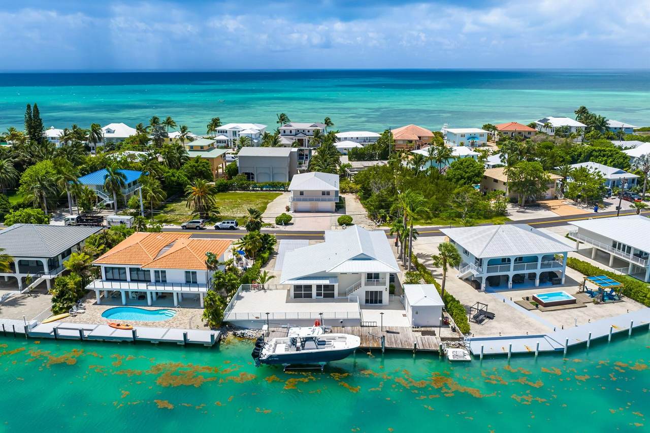 https://bt-photos.global.ssl.fastly.net/flkeys/1280_boomver_1_620076-2.jpg