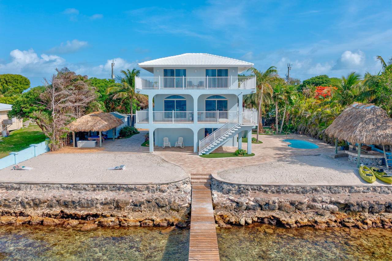 8070 Gulfstream Boulevard - Photo 1