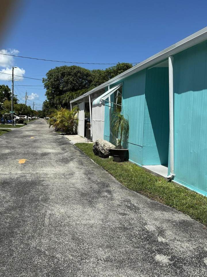 https://bt-photos.global.ssl.fastly.net/flkeys/1280_boomver_1_620182-2.jpg