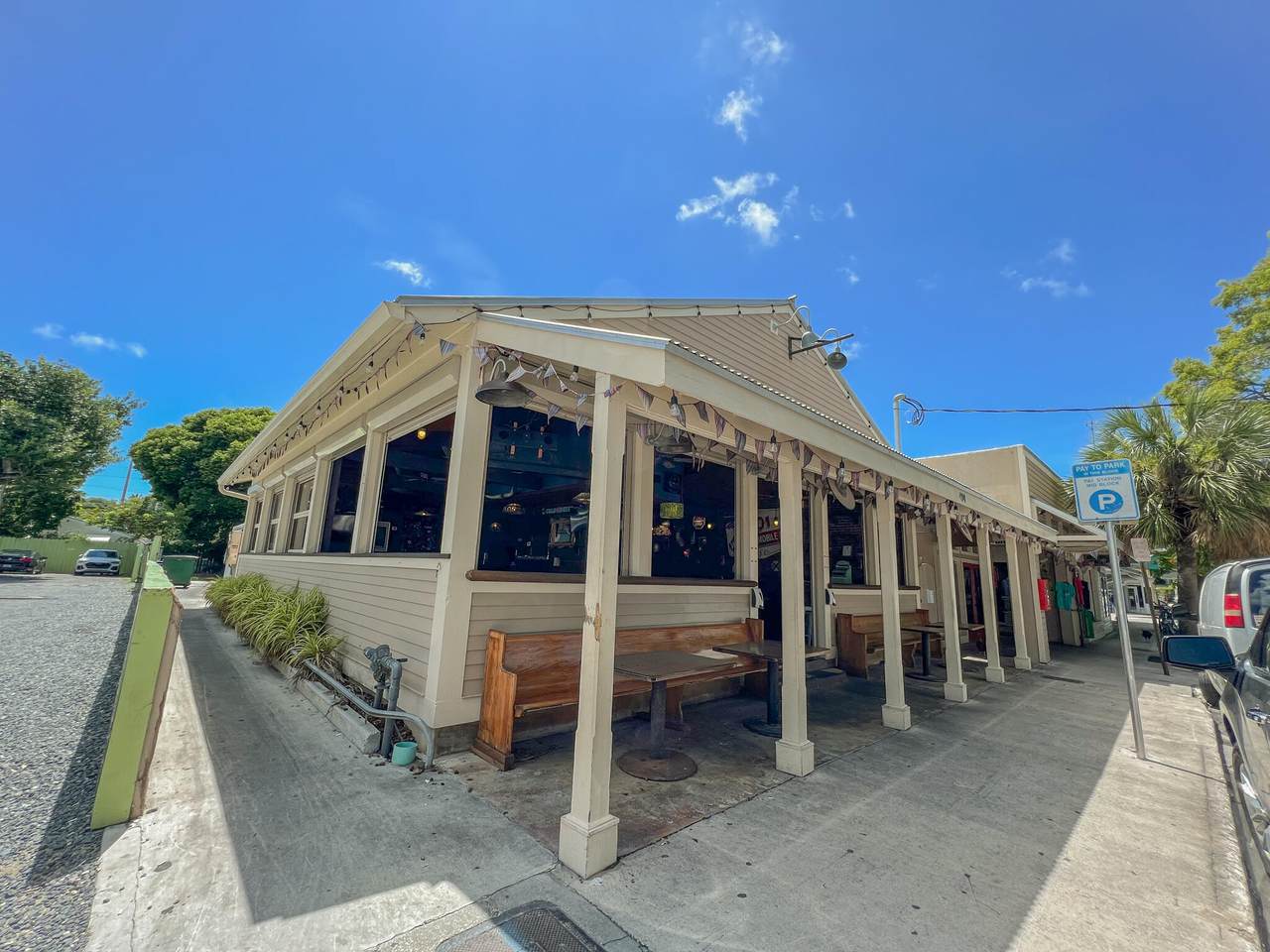 404 Southard Street - Photo 1