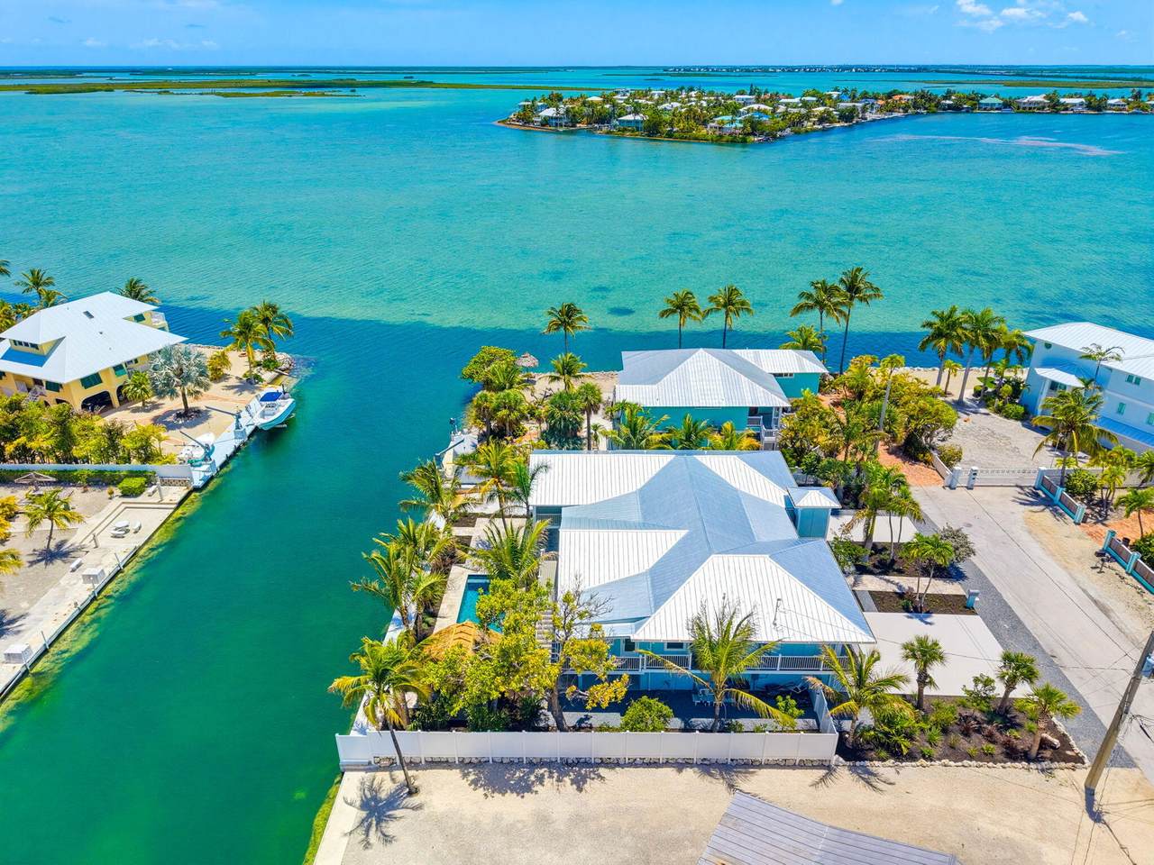 https://bt-photos.global.ssl.fastly.net/flkeys/1280_boomver_1_620272-2.jpg
