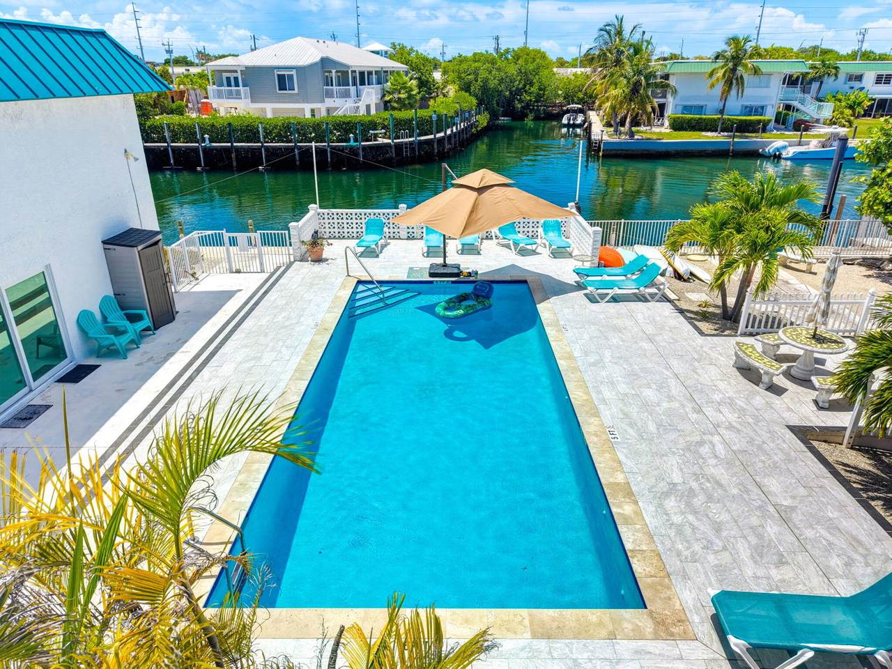 https://bt-photos.global.ssl.fastly.net/flkeys/1280_boomver_1_620295-2.jpg