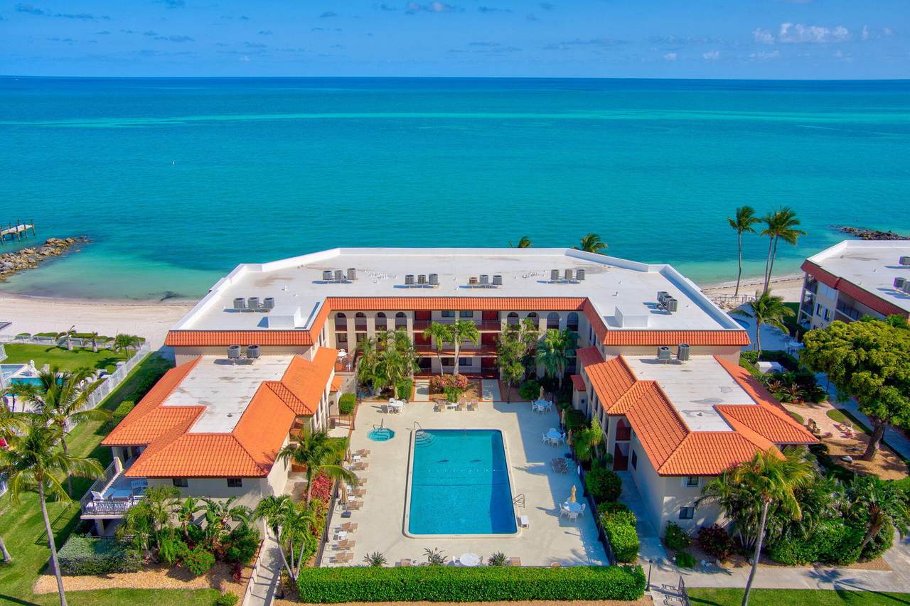 1001 Ocean Drive - Photo 1