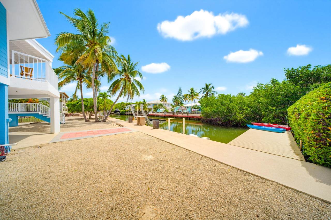 https://bt-photos.global.ssl.fastly.net/flkeys/1280_boomver_1_620309-2.jpg