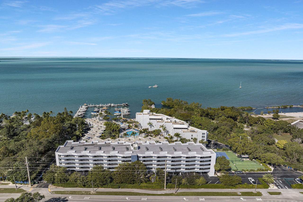 104350 Overseas Highway - Photo 1