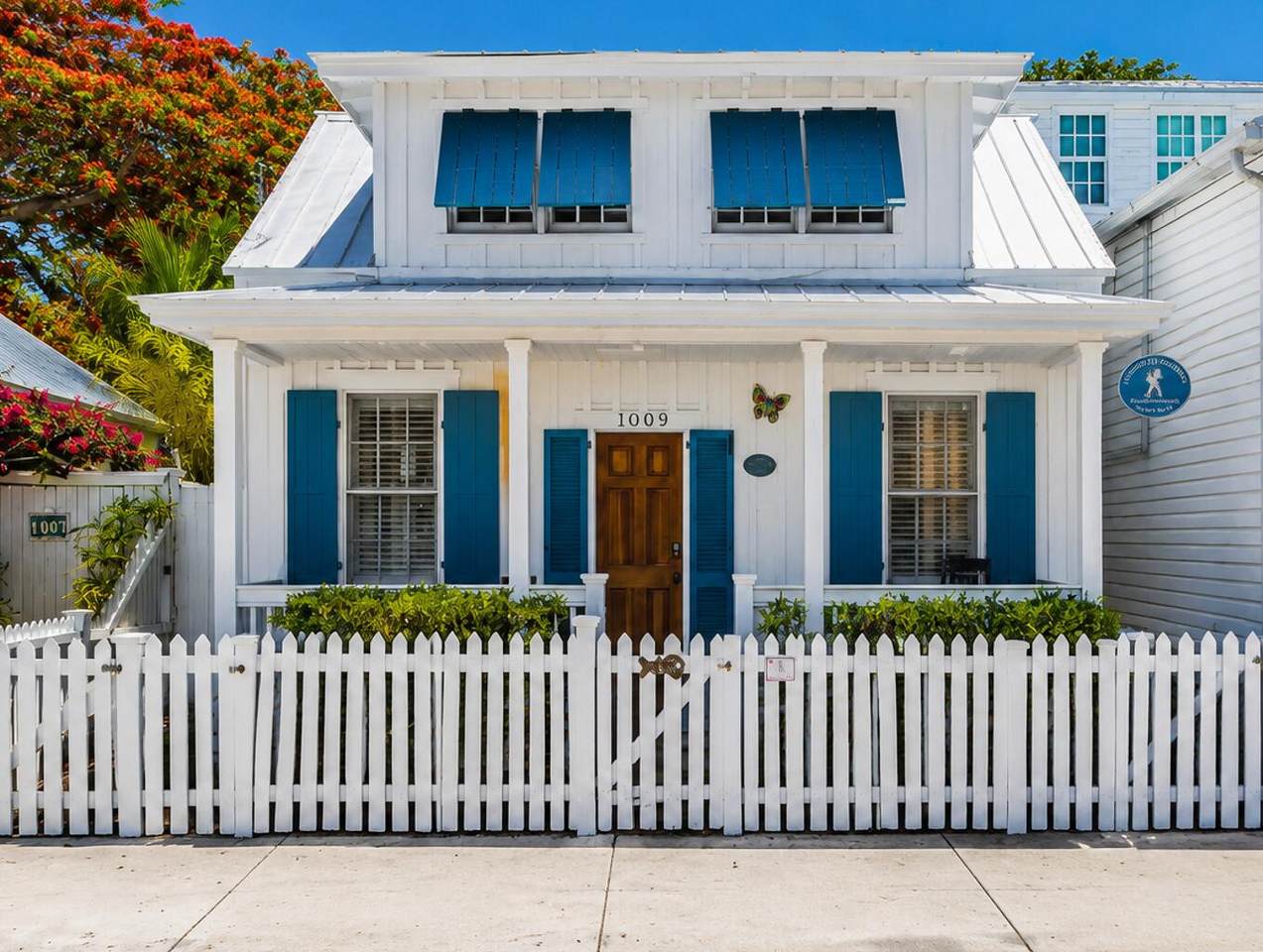 1009 Whitehead Street - Photo 1