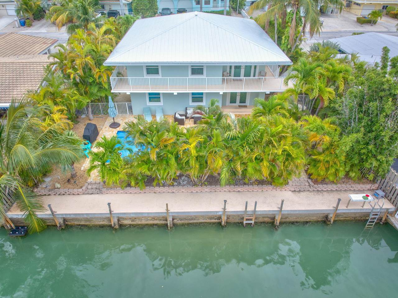581 10th Street - Photo 1