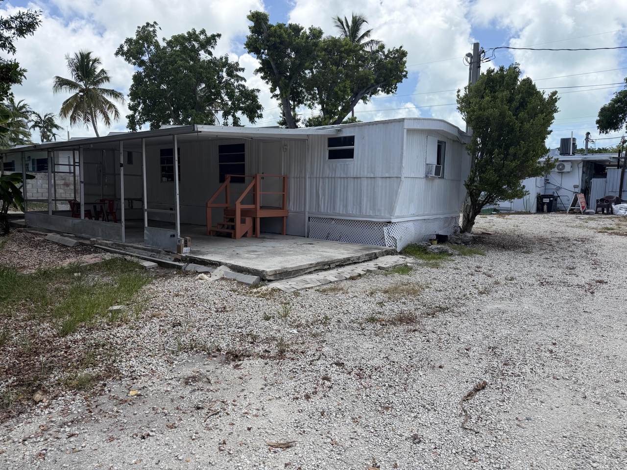 https://bt-photos.global.ssl.fastly.net/flkeys/1280_boomver_1_620380-2.jpg