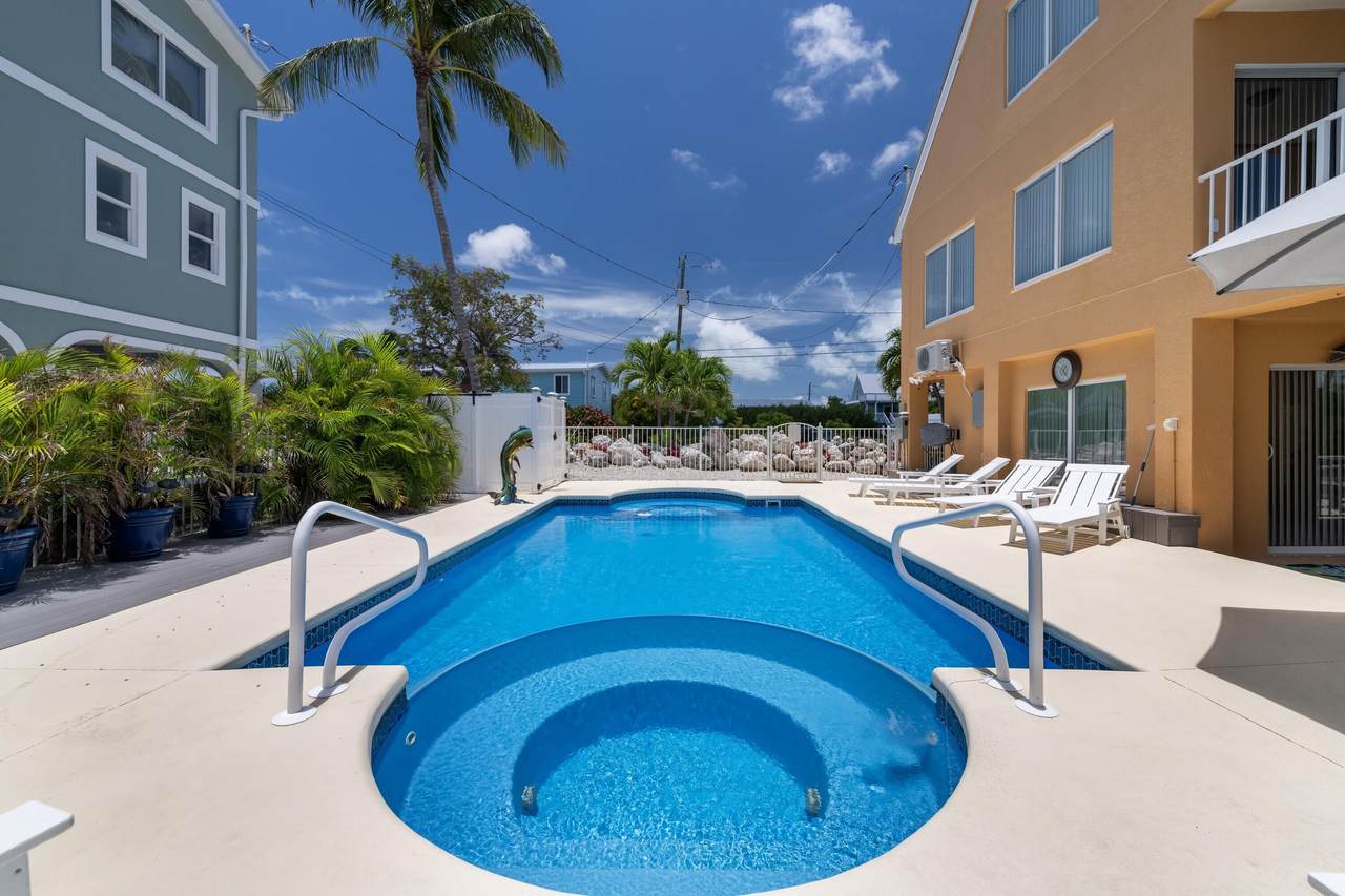 https://bt-photos.global.ssl.fastly.net/flkeys/1280_boomver_1_620384-2.jpg