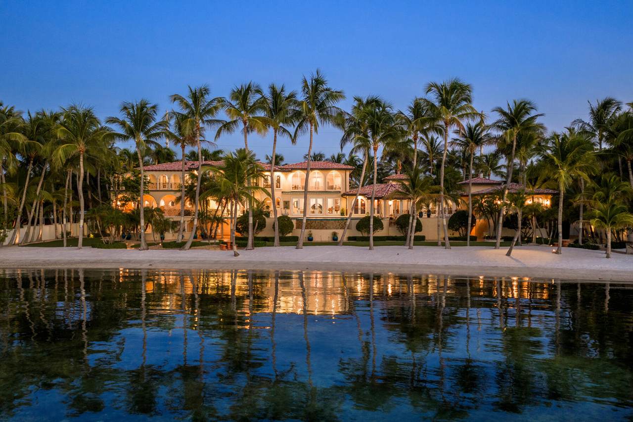 https://bt-photos.global.ssl.fastly.net/flkeys/1280_boomver_1_620394-2.jpg