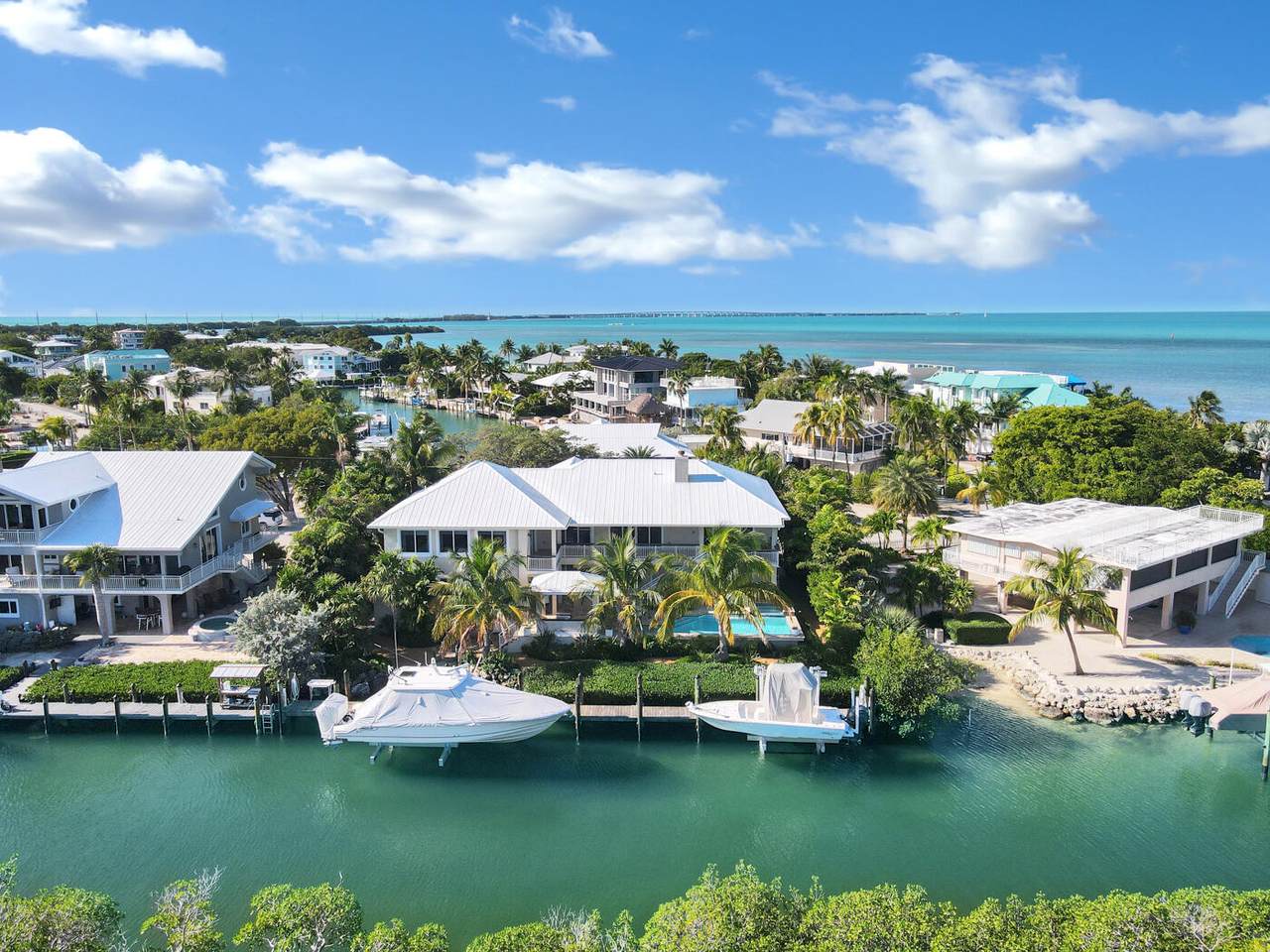 https://bt-photos.global.ssl.fastly.net/flkeys/1280_boomver_1_620457-2.jpg
