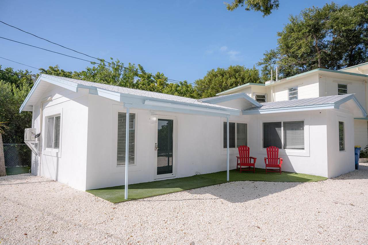 81160 Old Highway - Photo 1