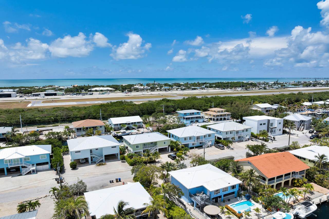 https://bt-photos.global.ssl.fastly.net/flkeys/1280_boomver_1_620464-2.jpg