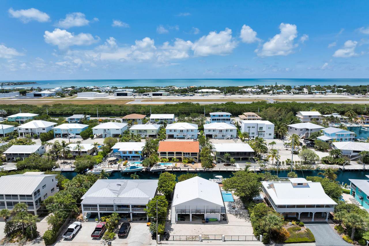 https://bt-photos.global.ssl.fastly.net/flkeys/1280_boomver_1_620464-2.jpg