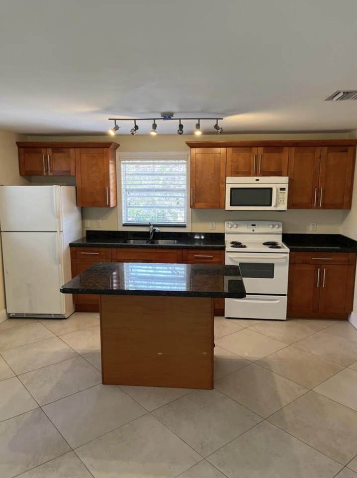 23 Tortuga Drive - Photo 1