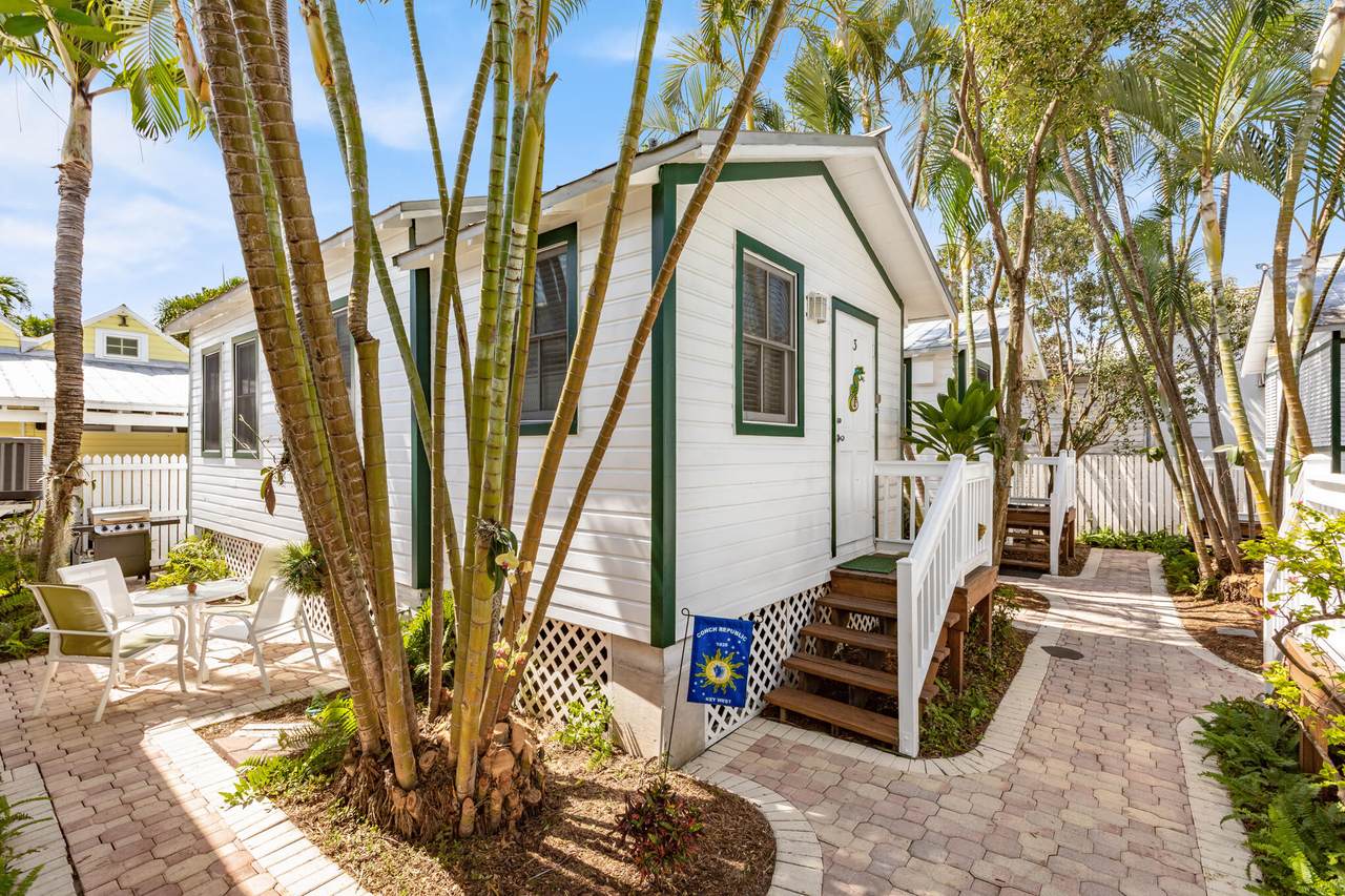 308 Margaret Street - Photo 1