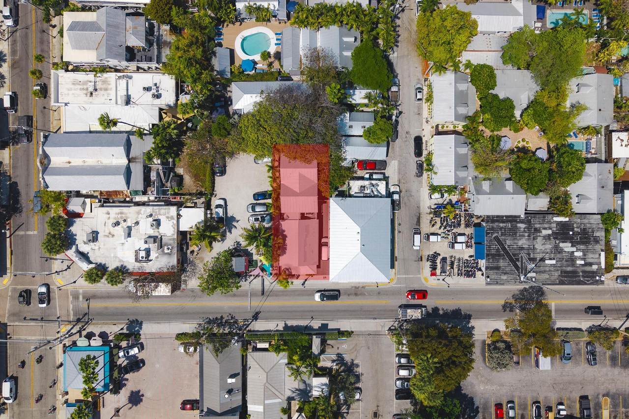 513 Truman Avenue - Photo 1
