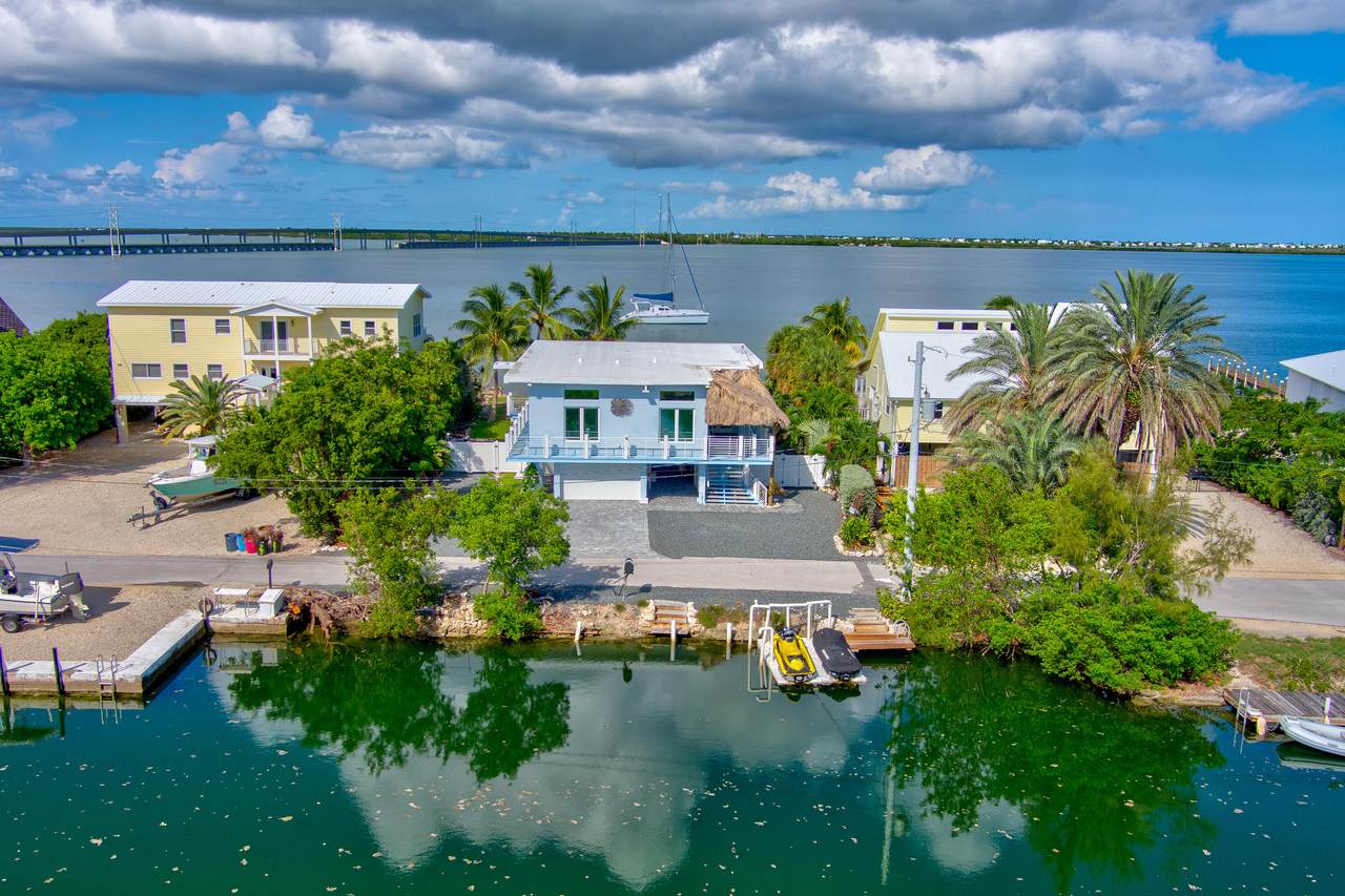 https://bt-photos.global.ssl.fastly.net/flkeys/1280_boomver_1_620532-2.jpg