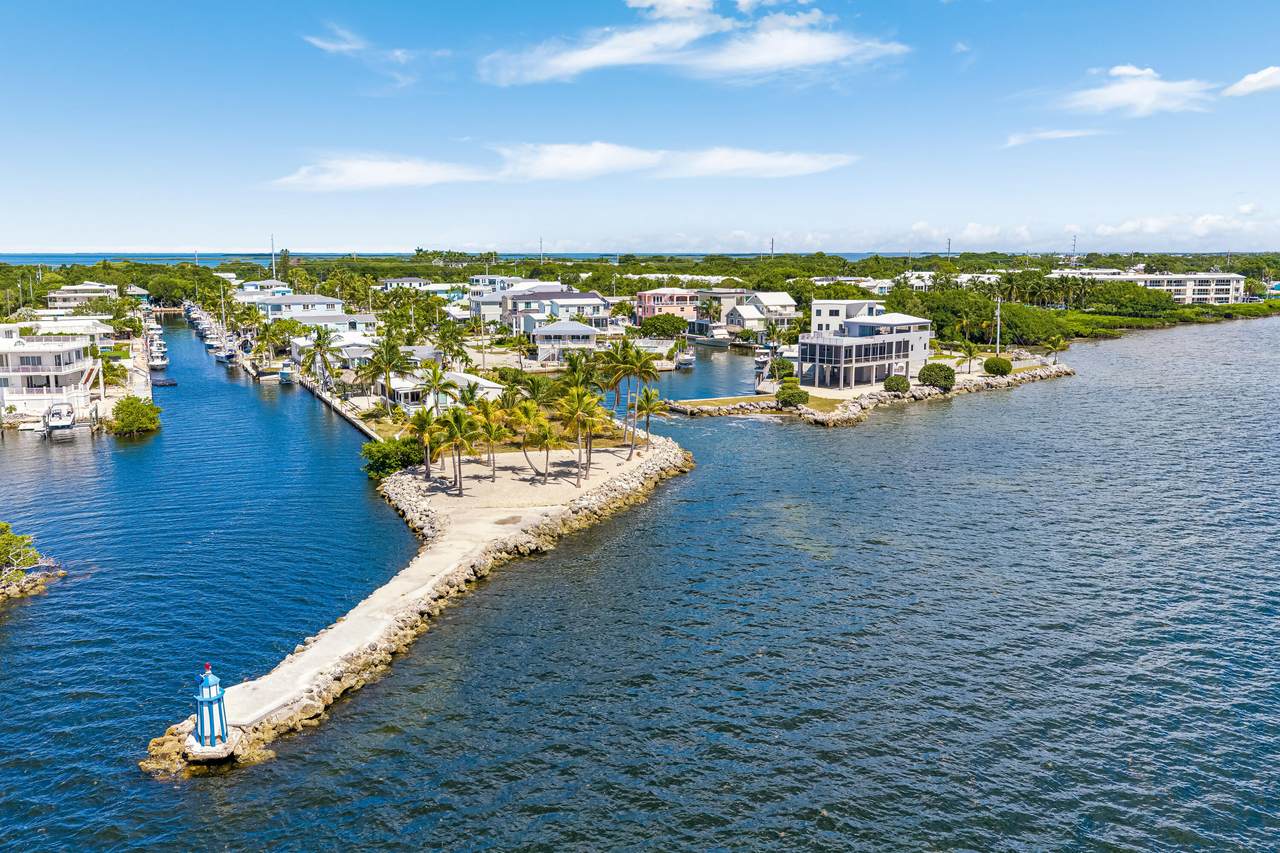 https://bt-photos.global.ssl.fastly.net/flkeys/1280_boomver_1_620542-2.jpg